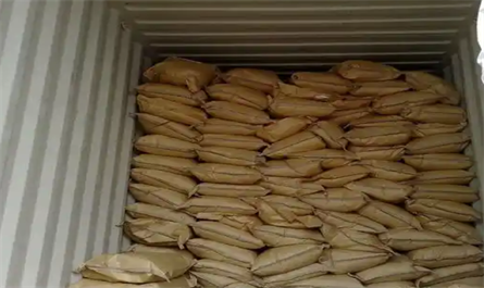Organic water soluble fertilizers